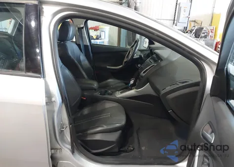 2014 Ford Focus Se from USA, damaged, VIN 1FADP3F29EL193753